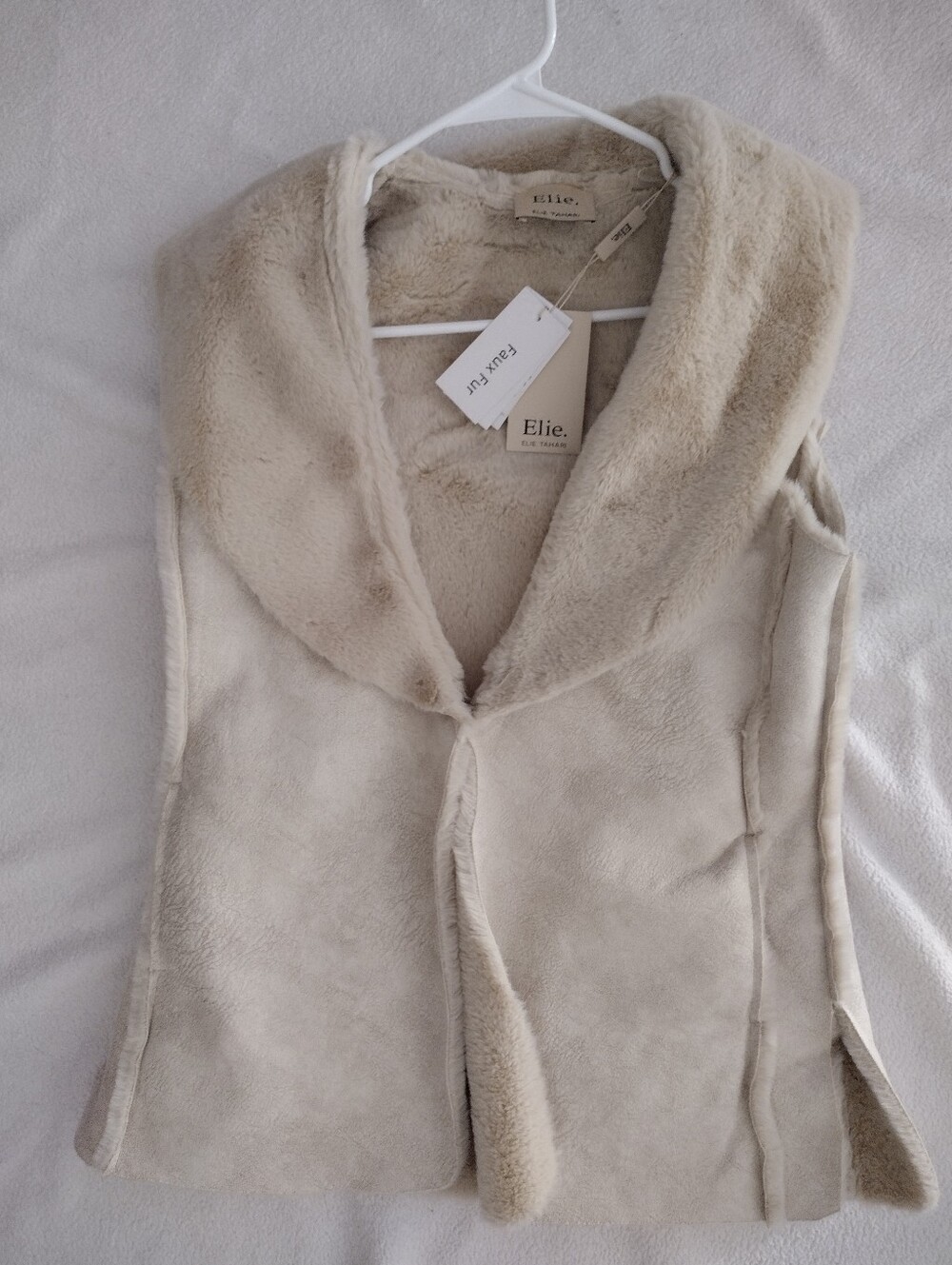 Elie Tahari Cream Faux Vest